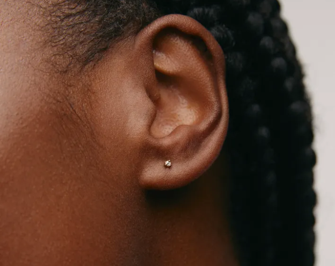 Diamond studs under 500