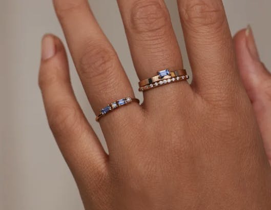 WWAKE rings