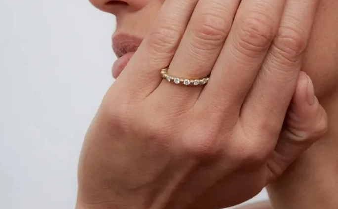 Yvonne Leon quirky wedding bands