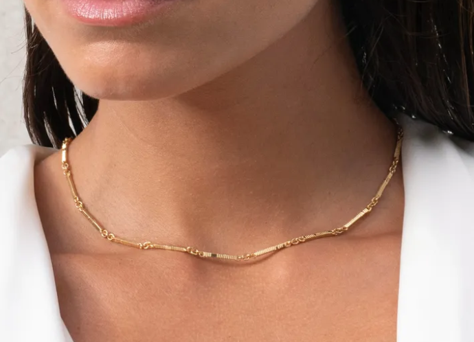 Fine gold chains