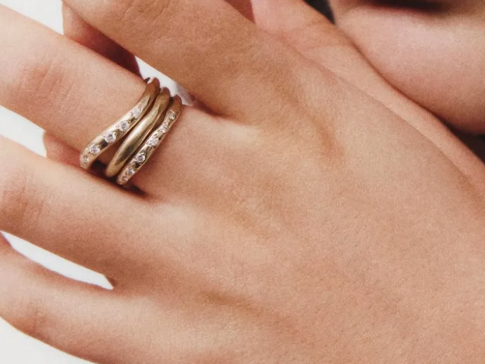 Diamond stacking rings