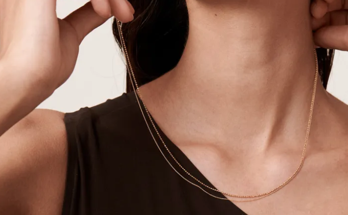 Fine gold chains