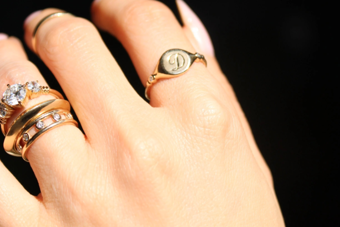 Personalised signet rings