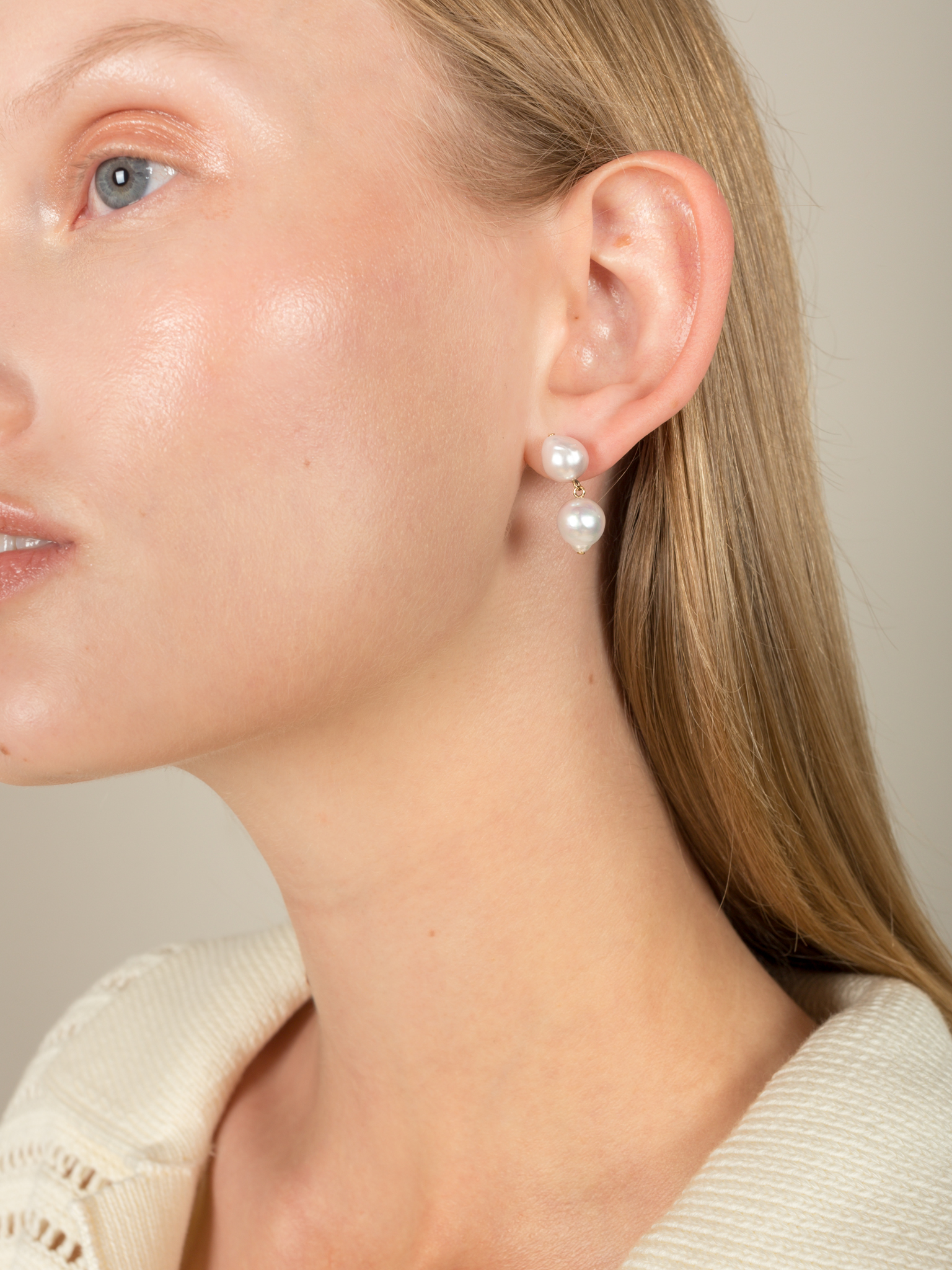 Pearl earrings