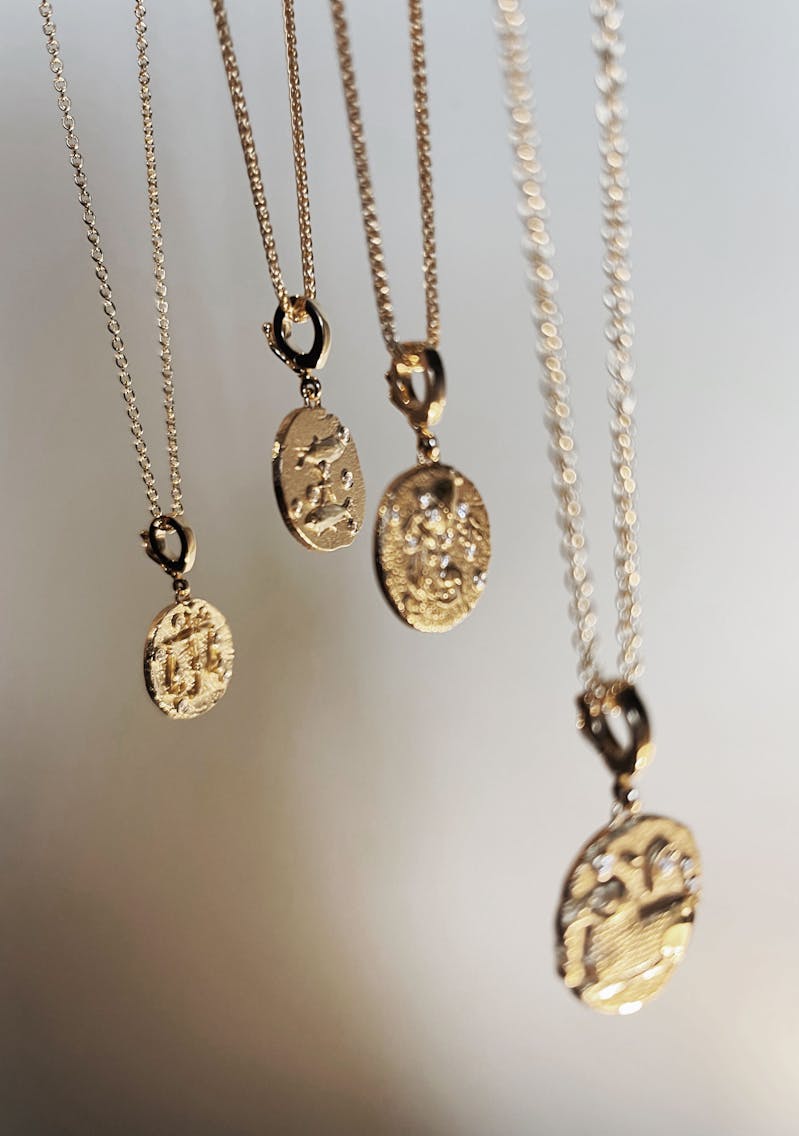 Wave diamond belcher chain pendant by Jessie Thomas | Finematter