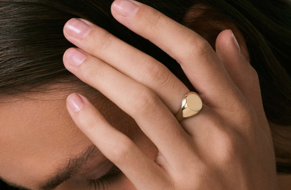 Engravable signet rings
