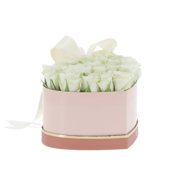 Rose in scatola cuore