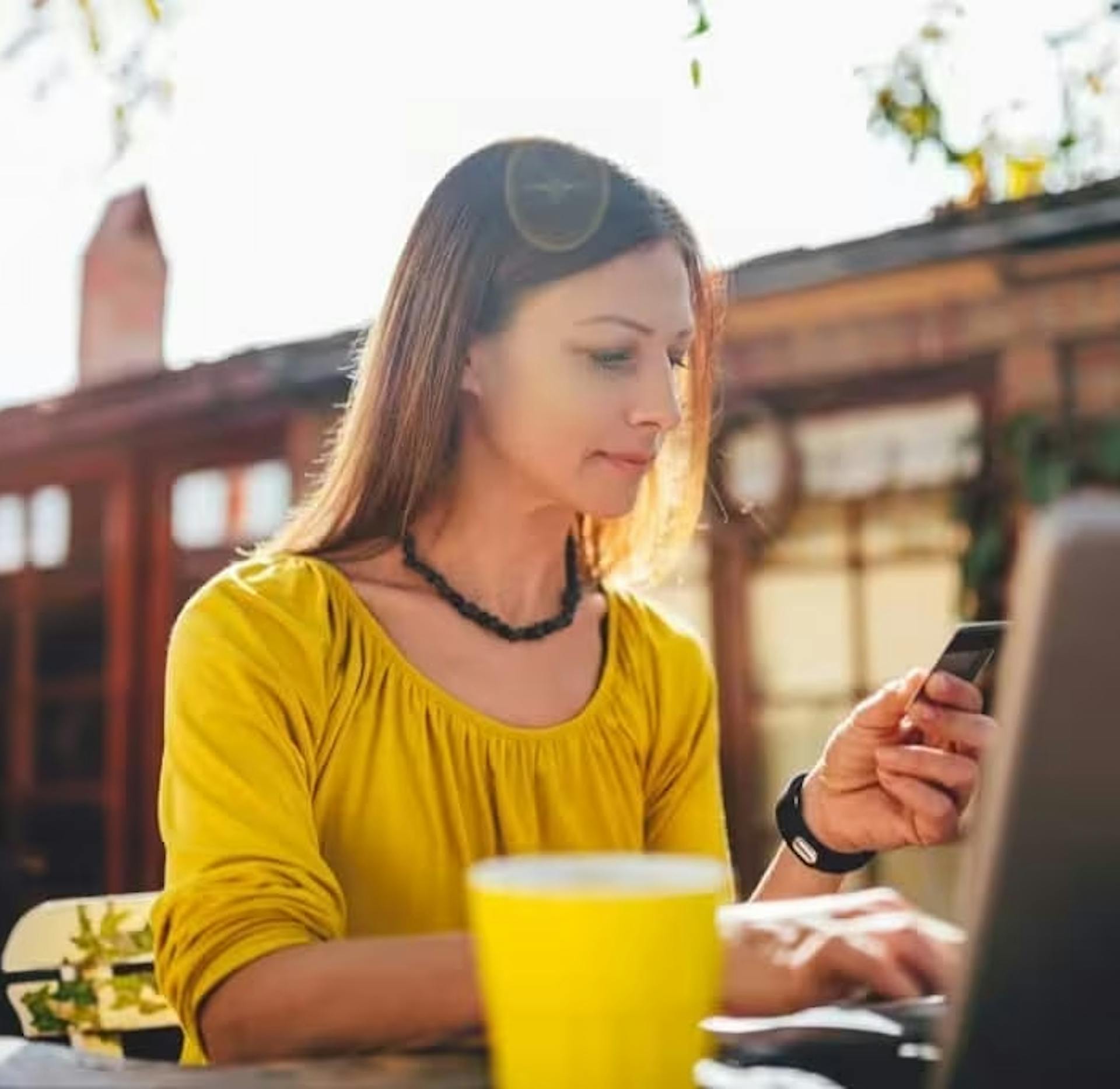 AI Product Recommendations - From Amazon's 35% Revenue Model to Your E-commerce Platform