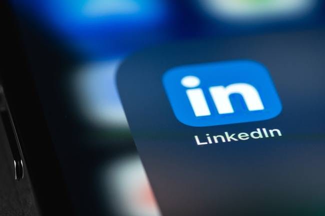 Social Media Trends 2023 - LinkedIn