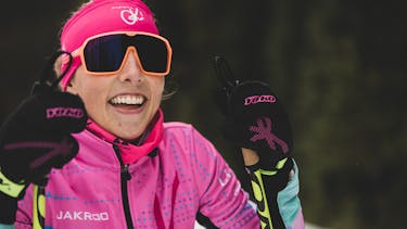 Mit Spaß auf Ski unterwegs: Kikkan Randall