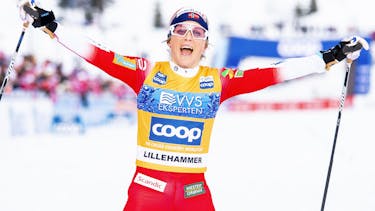 Johaug dominated skiathlon over 15 kilometers, Holund was beaten shortly