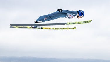 Deutsche Skispringerinnen gewinnen Teamspringen