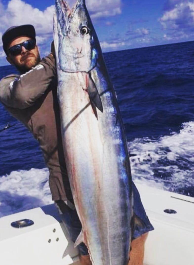 À St Barth, les Wahoos atteignent des tailles impressionnantes comme ce spécimen de presque 100 lbs