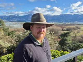 Tony Hawker