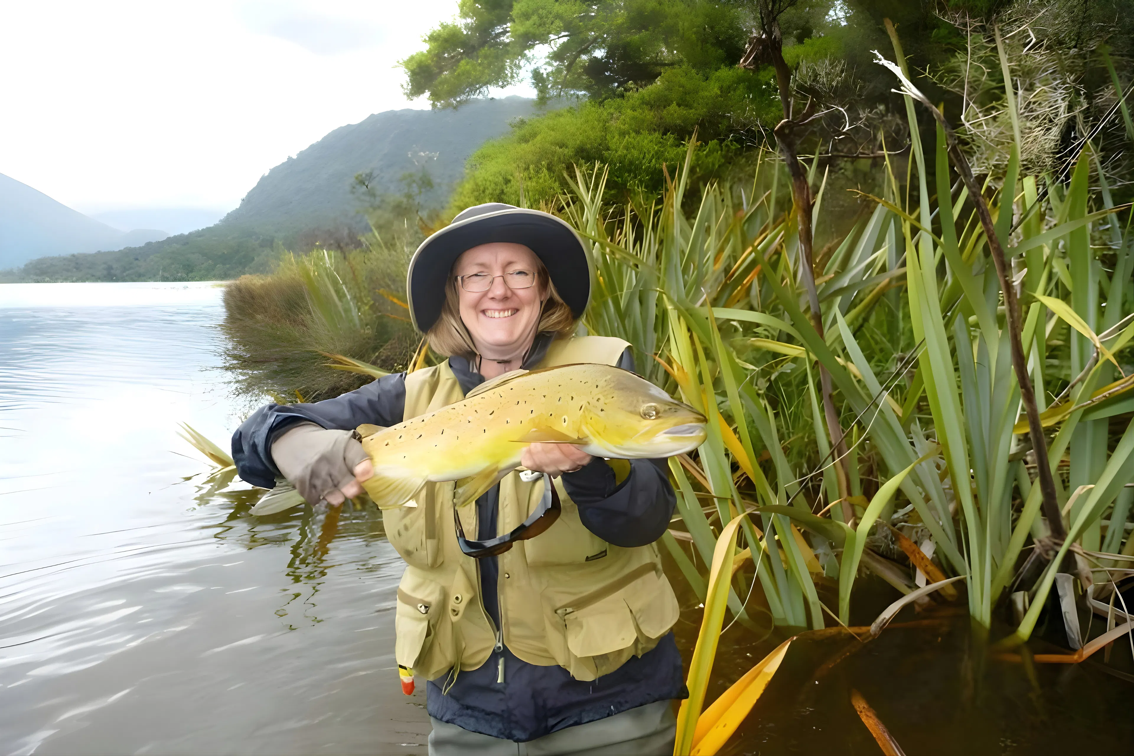 West Coast : South Island Lake Fishing