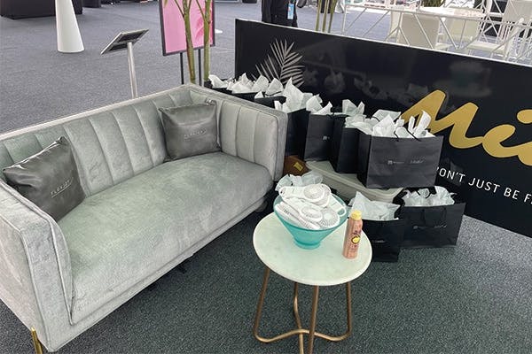 filmstrip-image-gifts