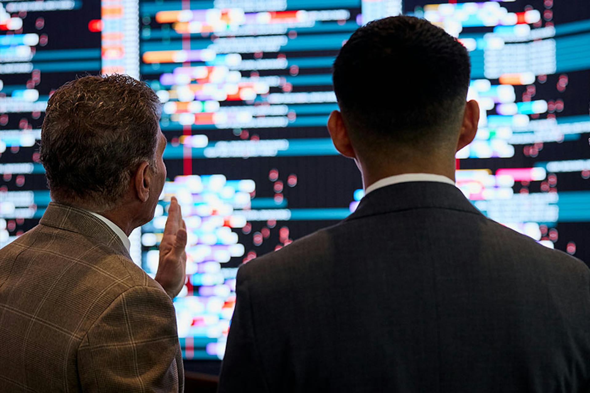 PROJECT LXI WINNER—WOOJAE SOHN touring the Flexjet HQ