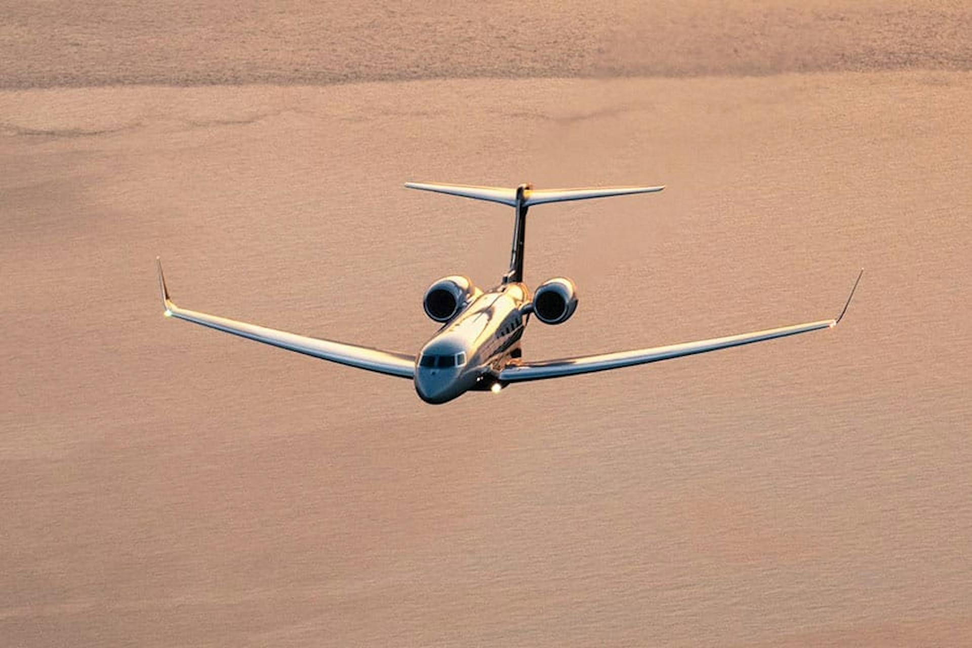 Gulfstream G650 in flight