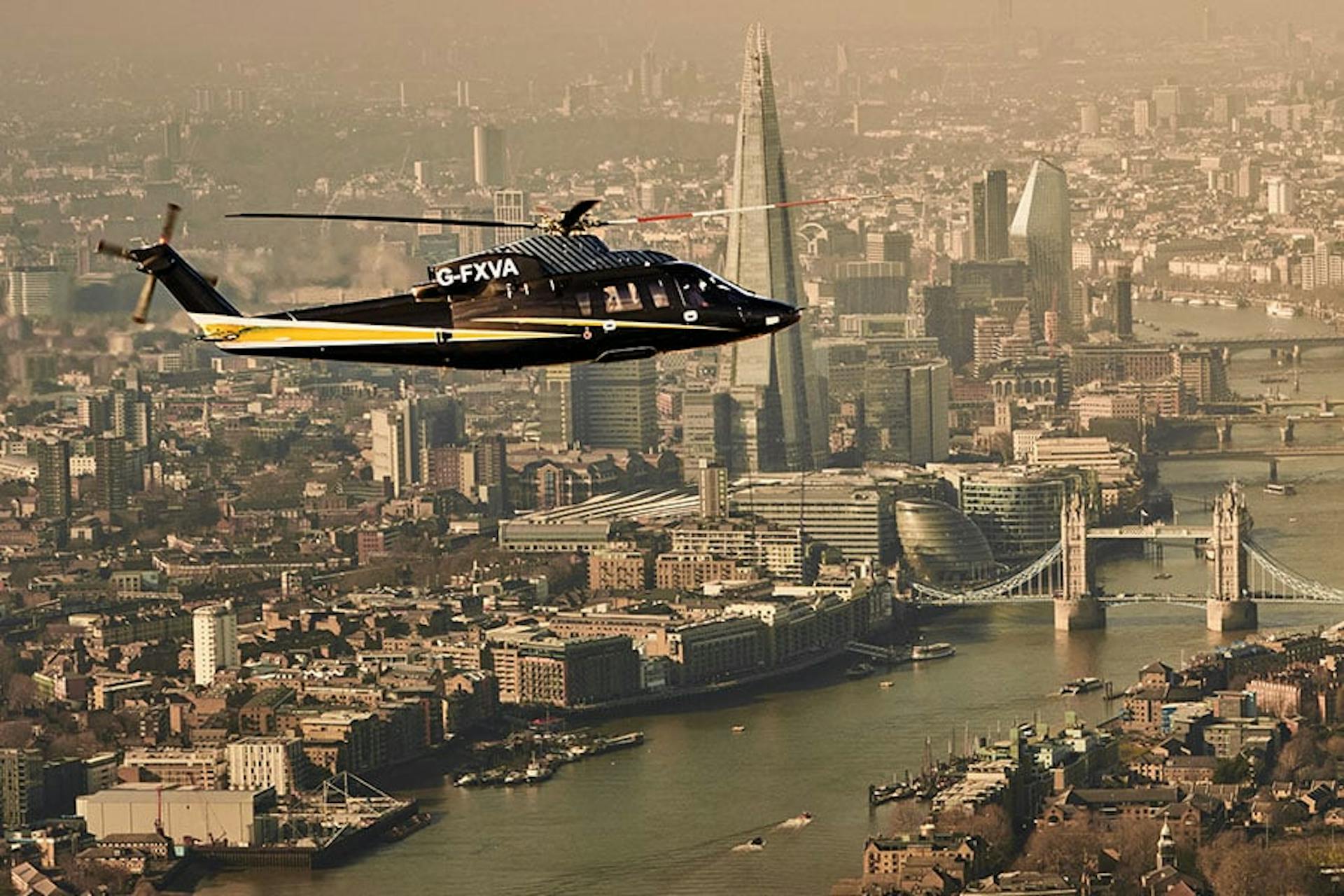 London S-76 Sikorsky