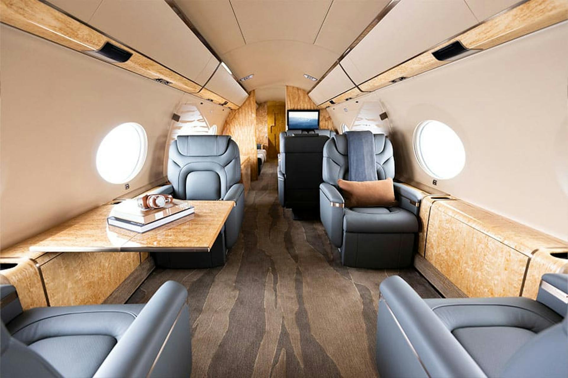 Jet Interior