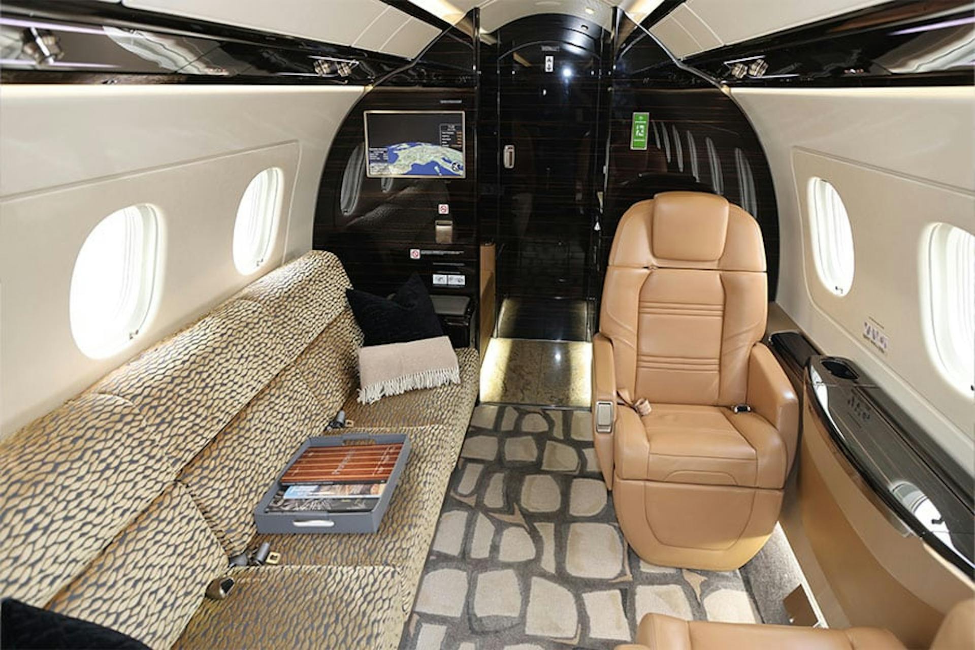 Jet Luggage Capacity