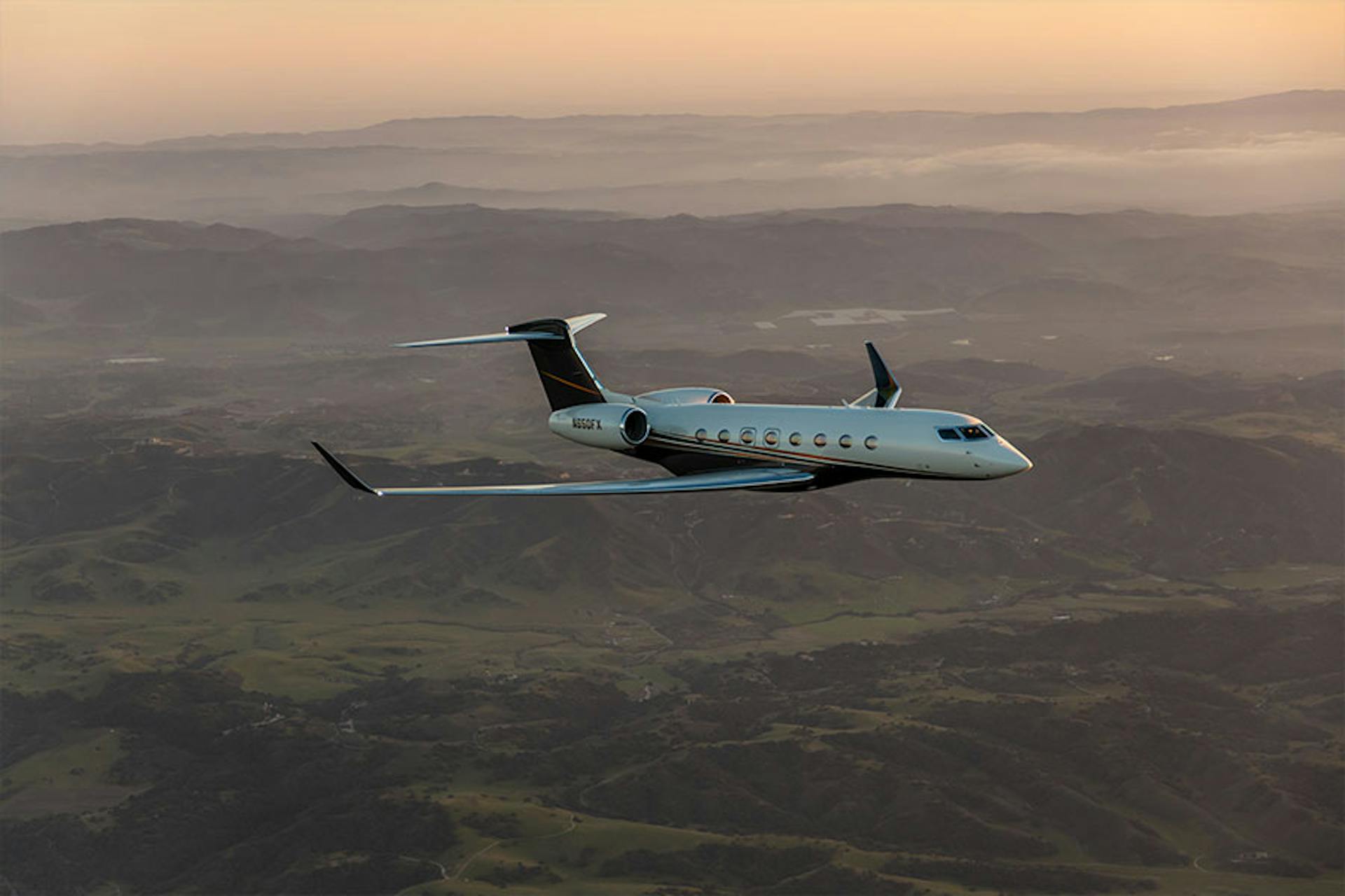 CORPORATE TRAVEL JET