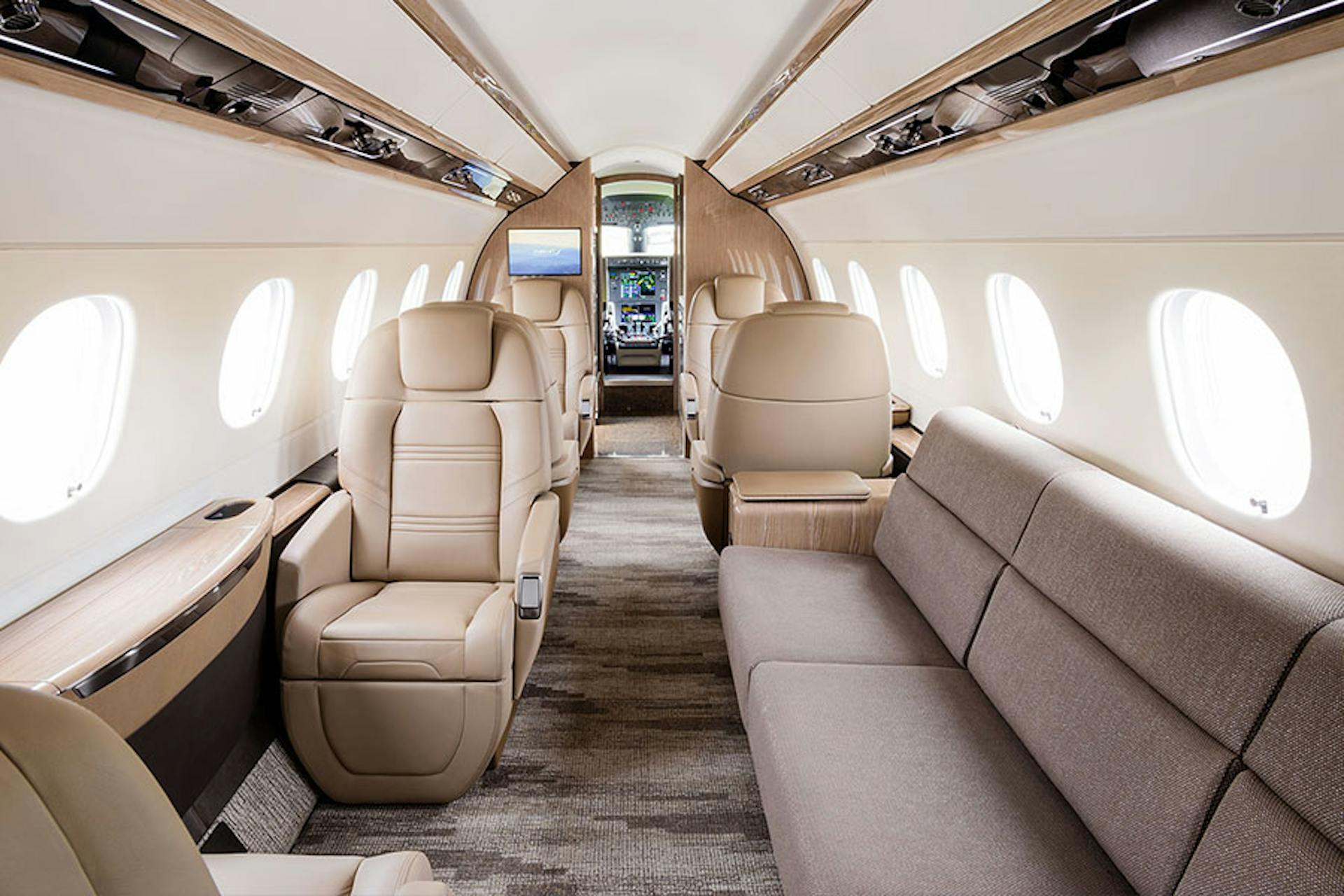 Praetor 600 Interior