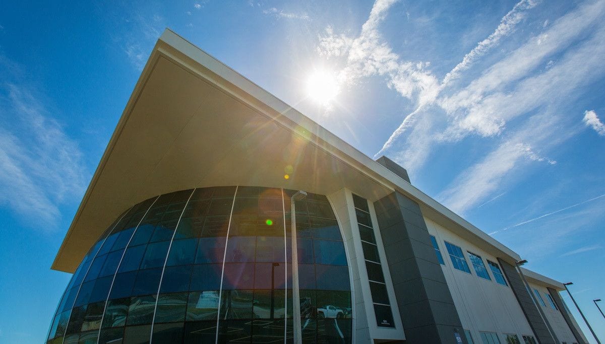 OneSky and Embry-Riddle Partner to Advance Technology in Private Aviation