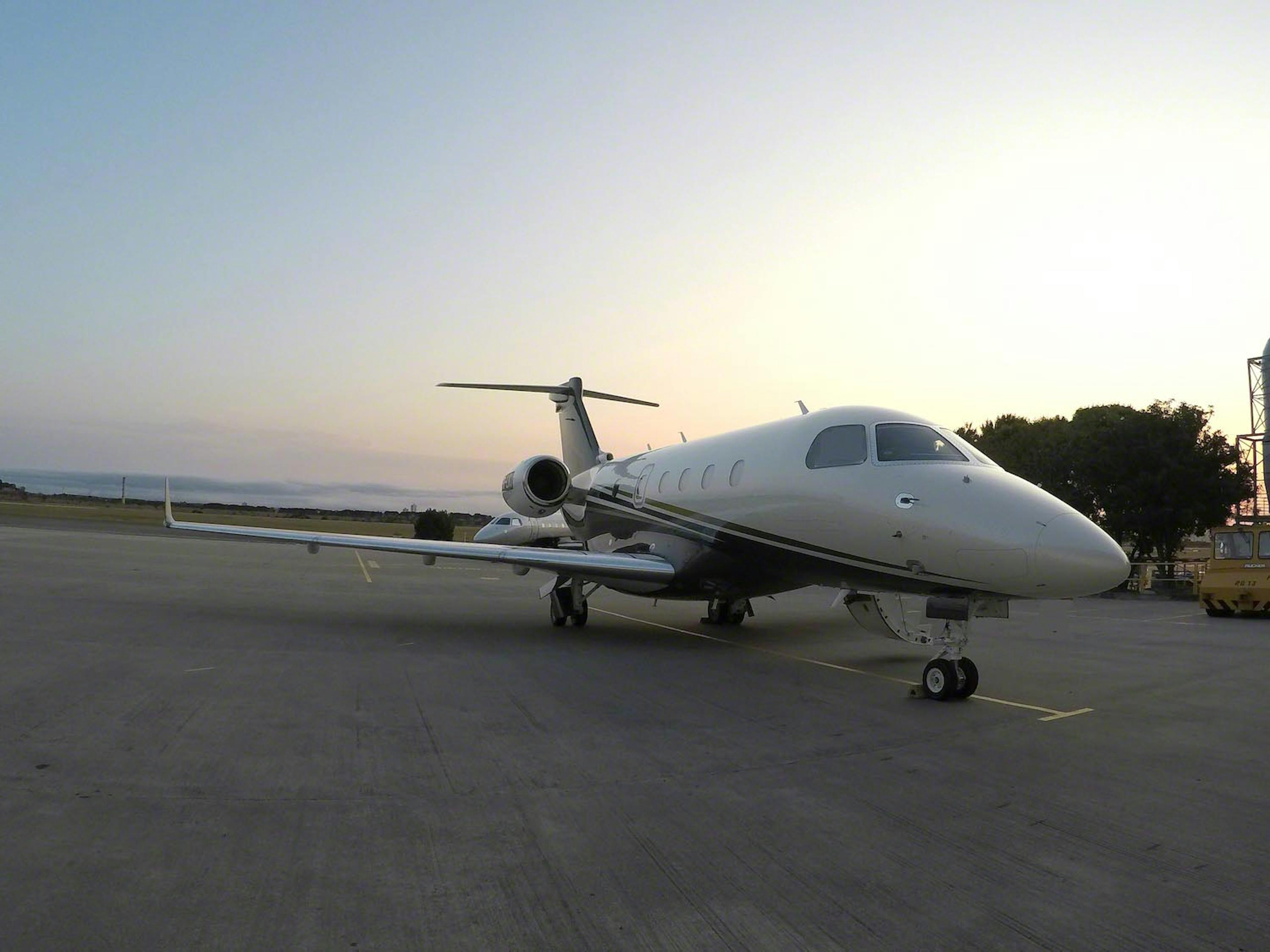 Embraer Legacy 450