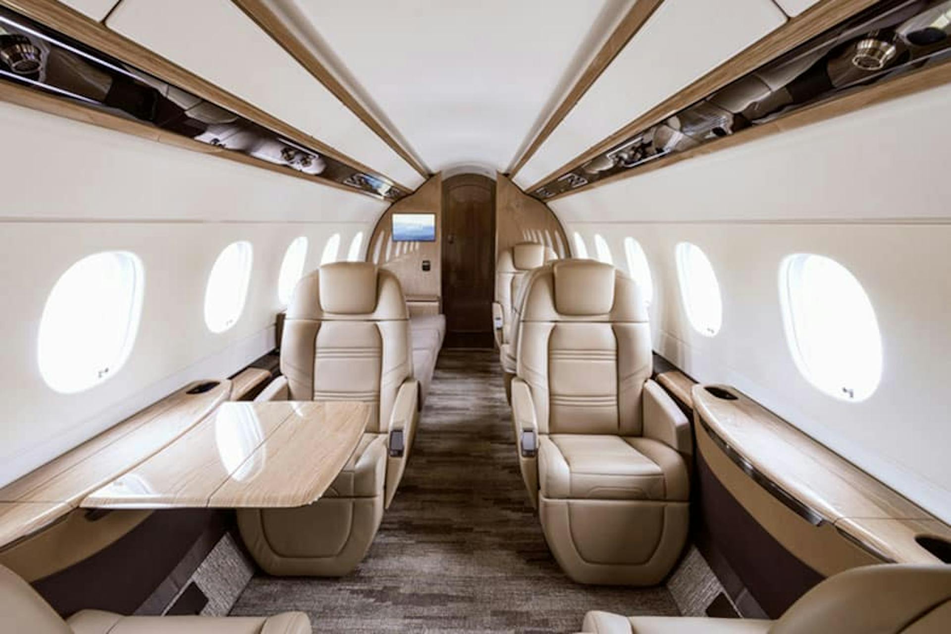 Praetor 600 / P600 Interior