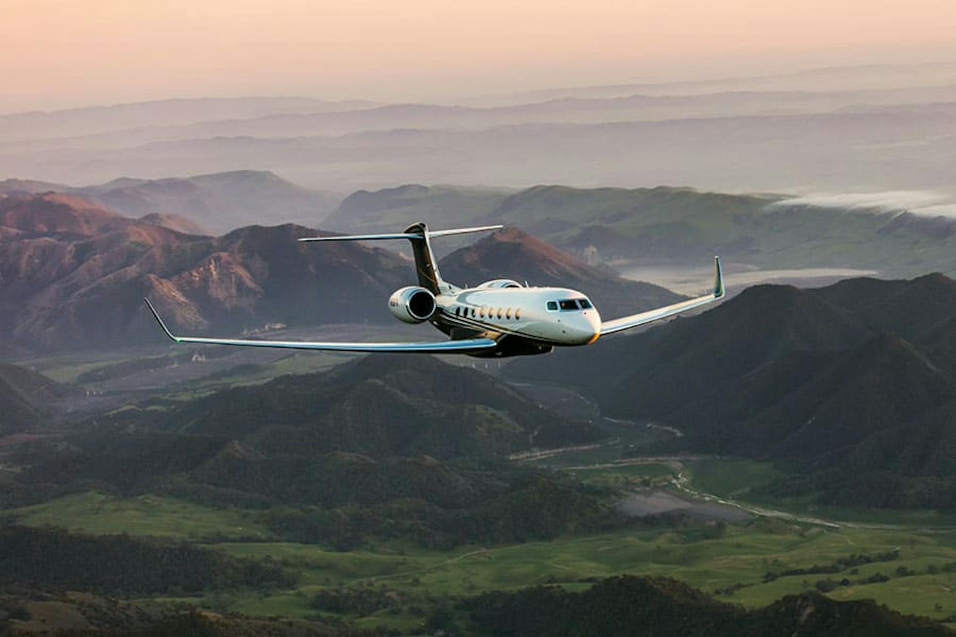 Gulfstream G650 in flight