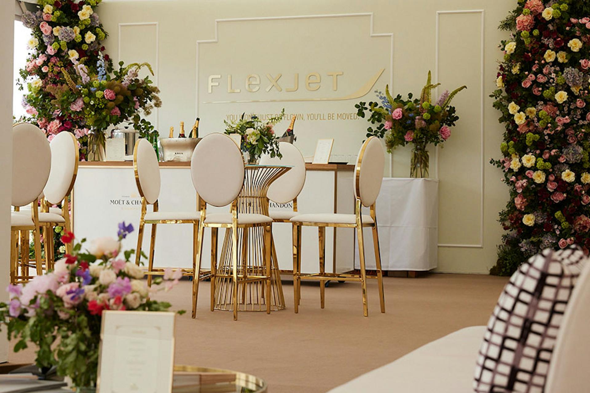 flexjet pop up lobby