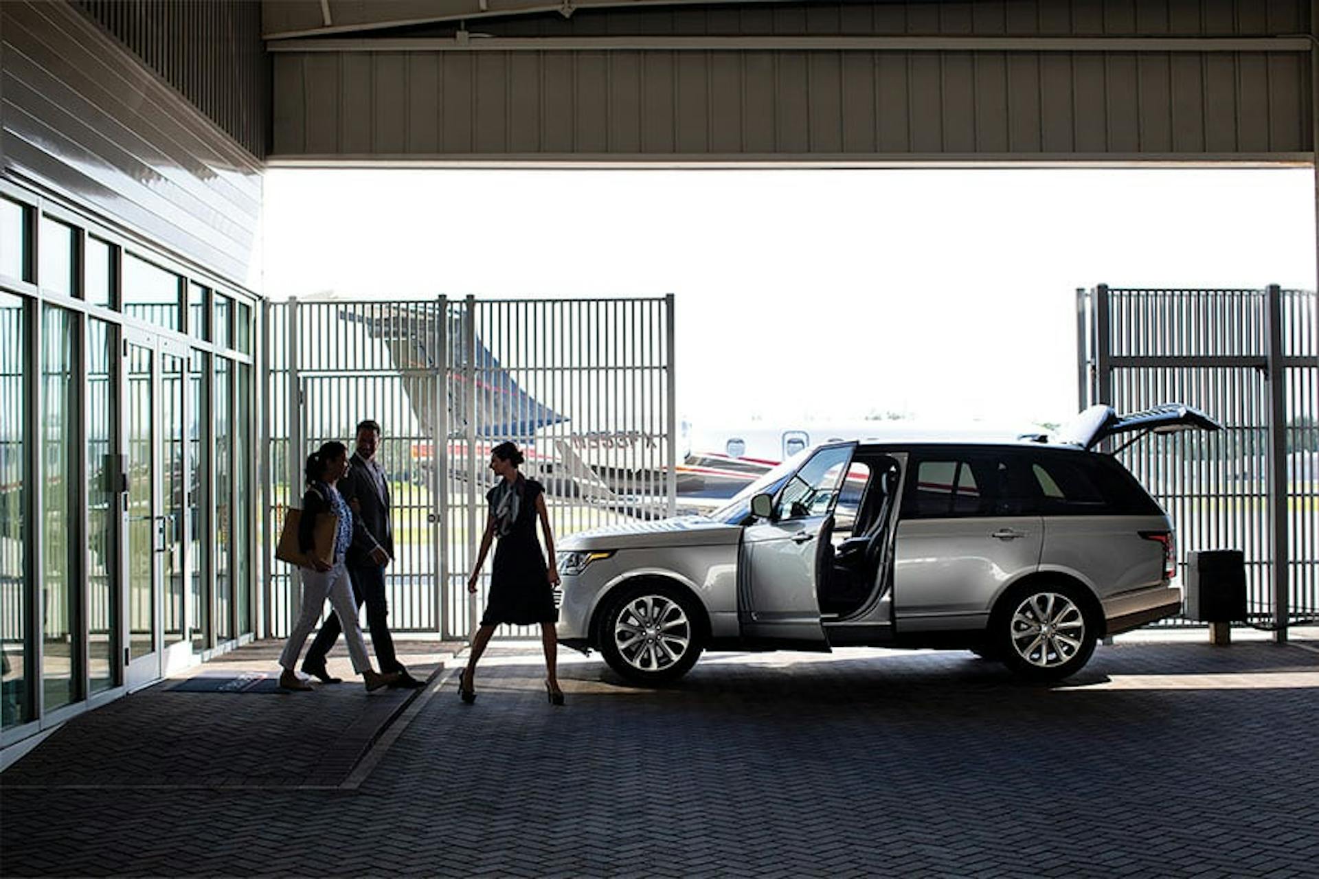 fbo car pickup at the gate