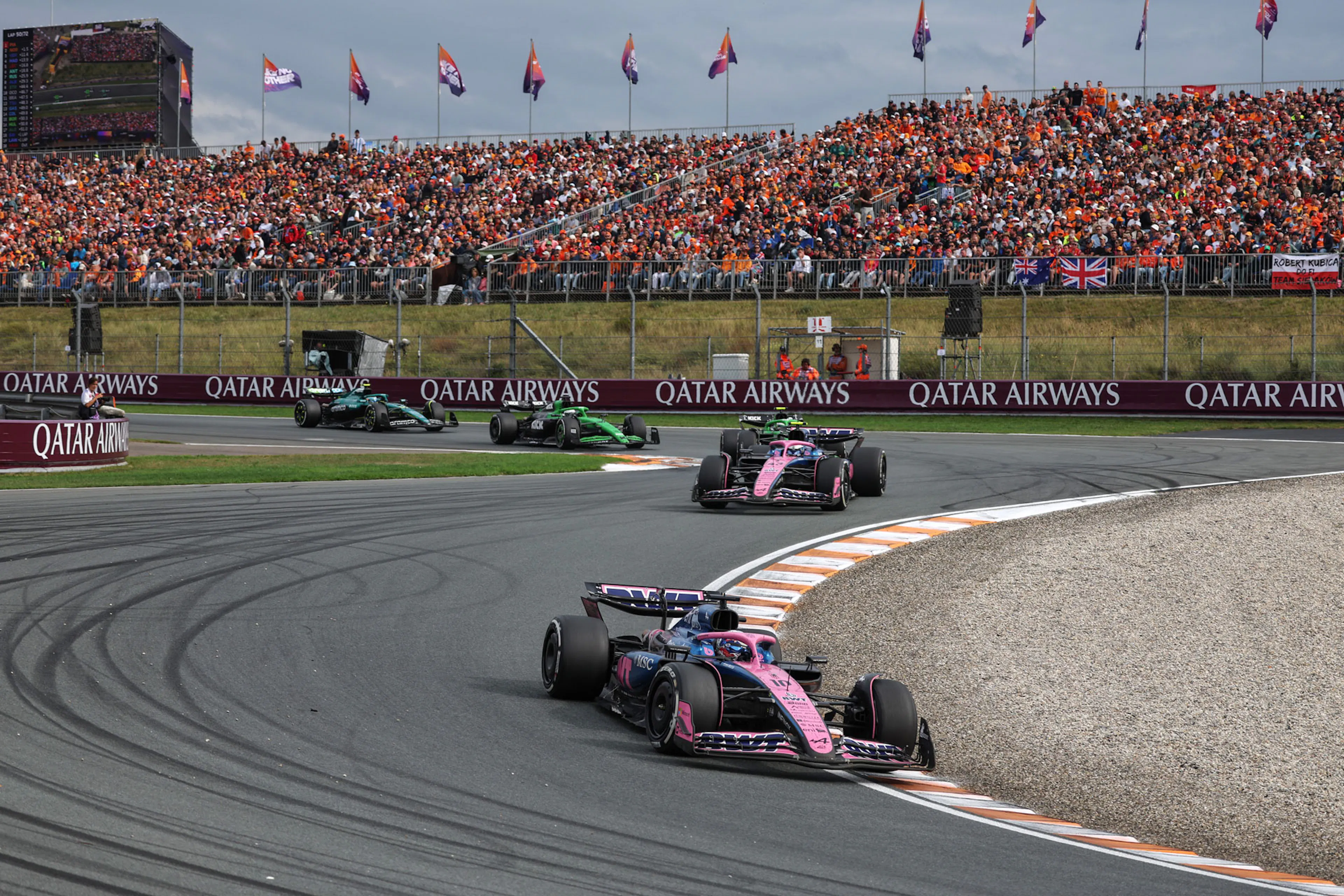 Zandvoort circuit with cars on the sweeping corners