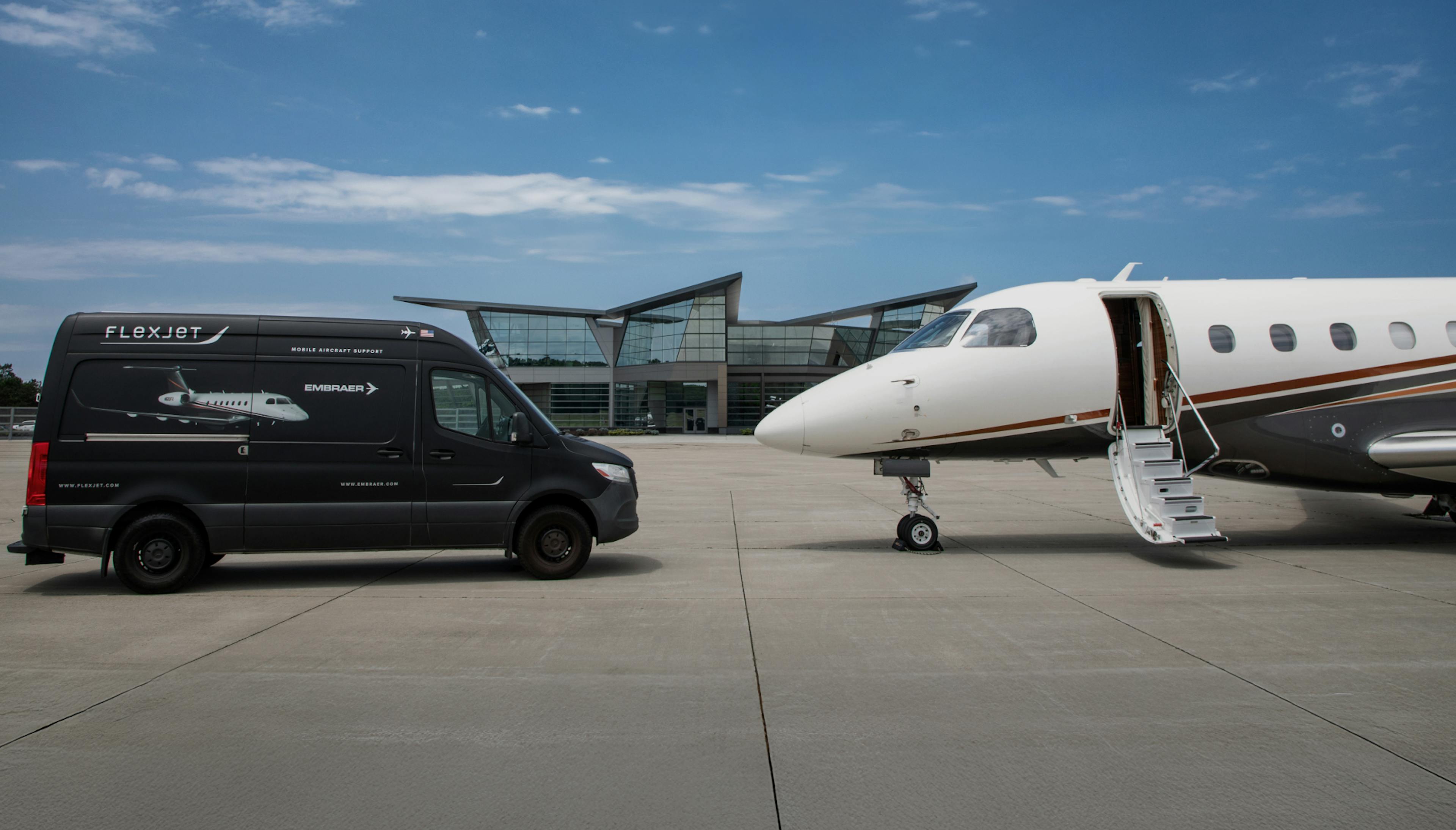 embraer-aog-van-hero