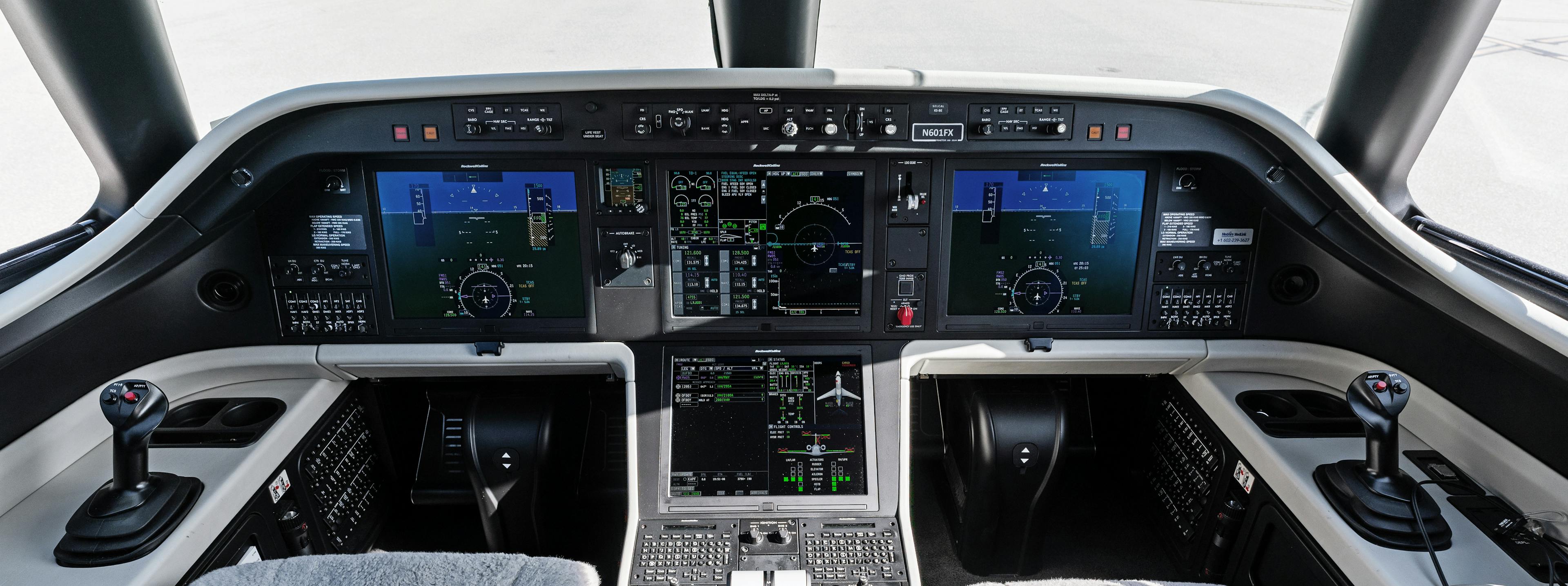 avionics-p600