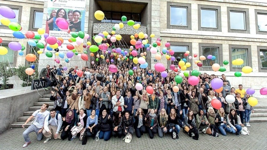 Die Azubis und Studierenden der Stadtverwaltung Suttgart Die Azubis und Studierenden der Stadtverwaltung Suttgart