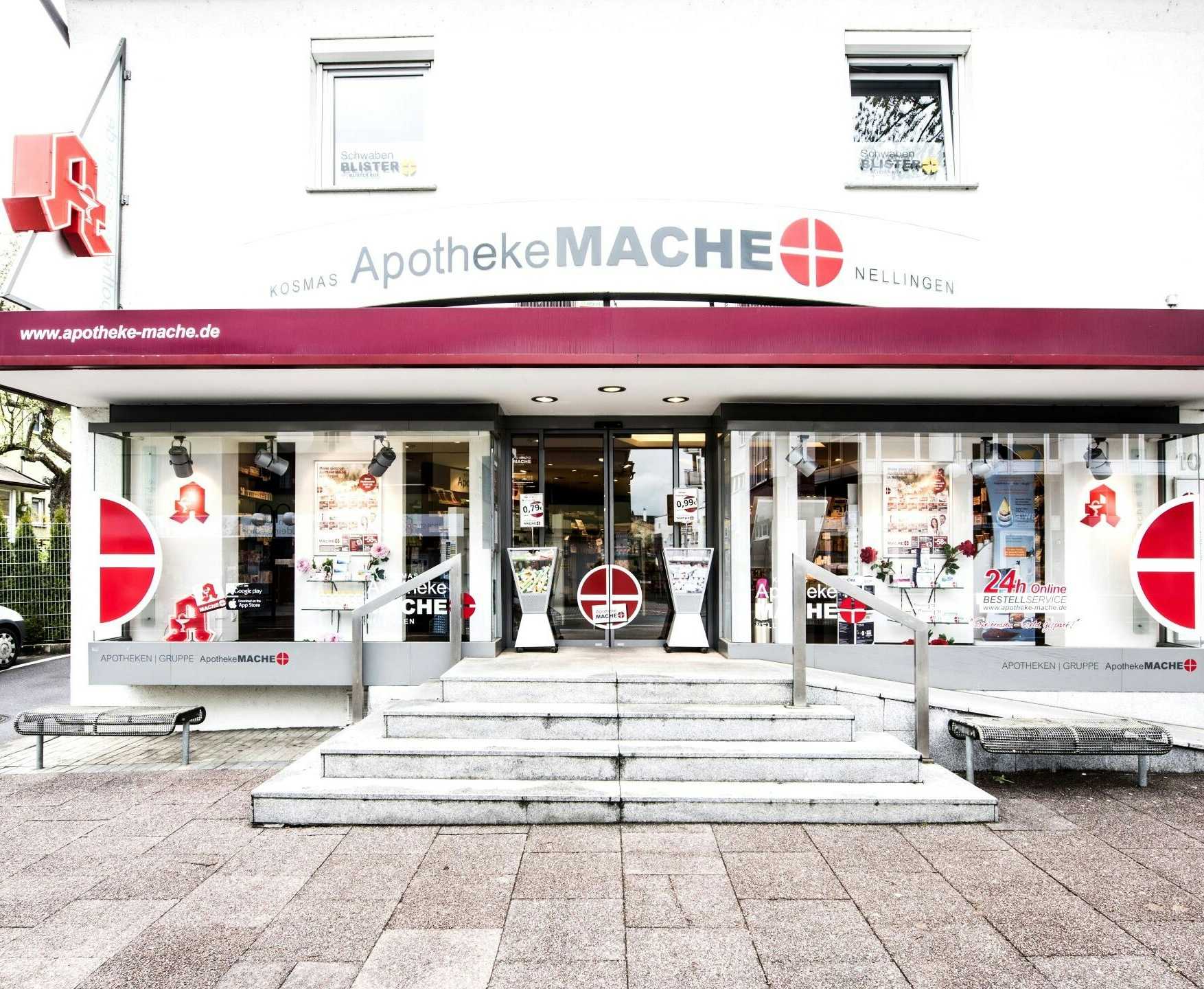 pharmacy mache entrance of the building