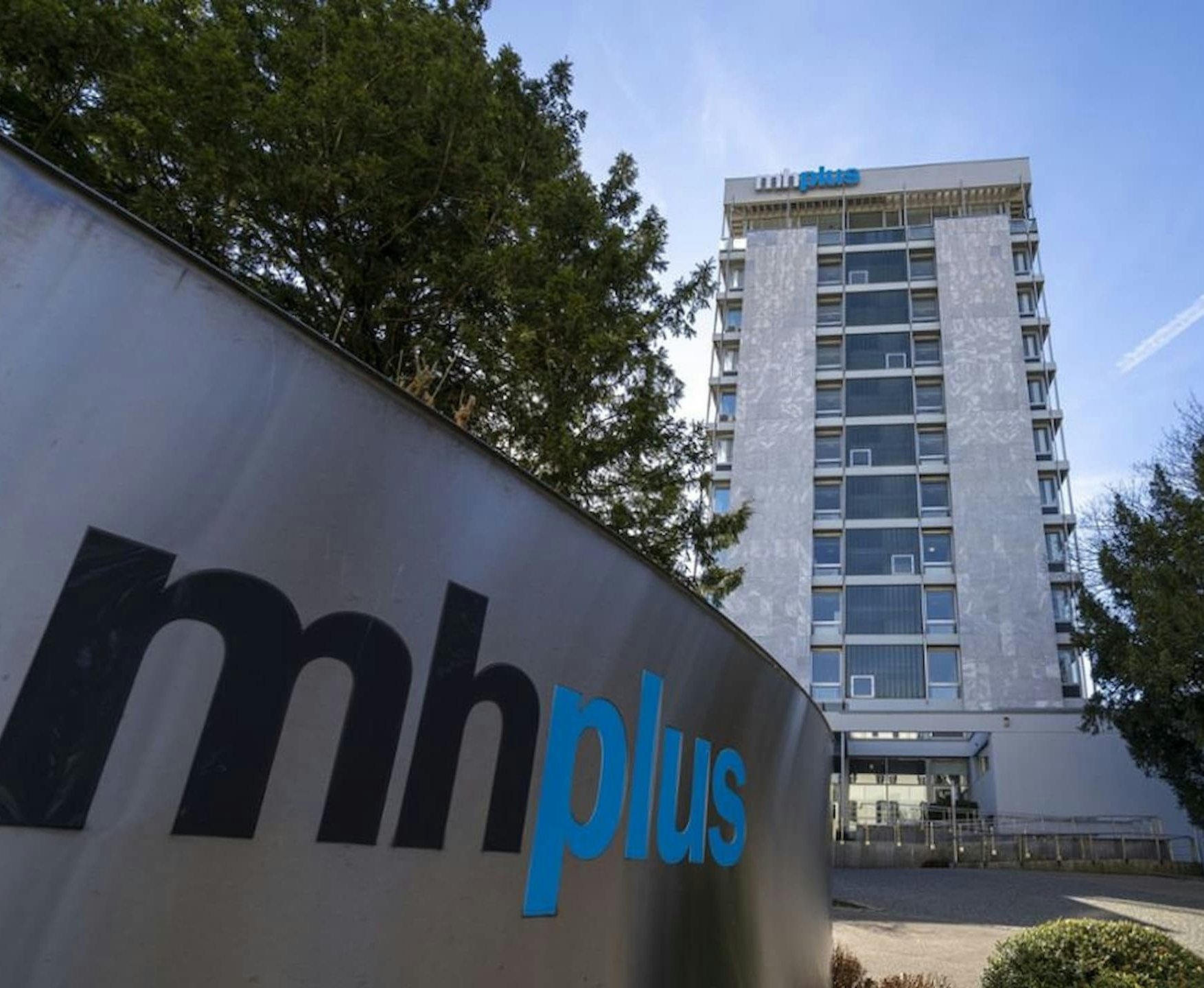 mhplus building with branding