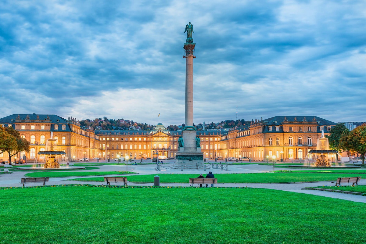 Der Schlossplatz im Herzen von Stuttgart