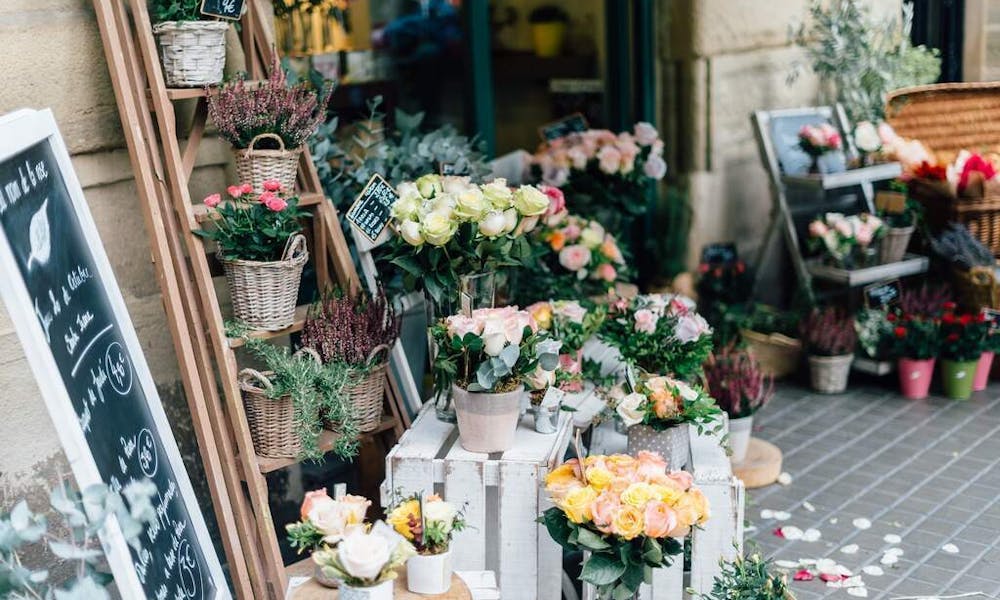 Idealny Kwiaciarz w Twojej Okolicy: Baner FloraQueen