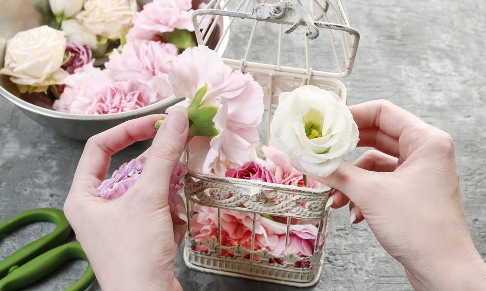 Find a Wedding Florist to Fulfill Your Needs Banner