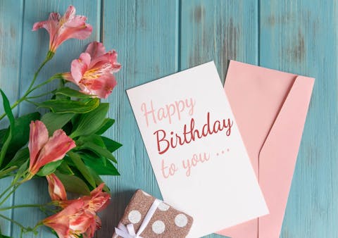 What to Write in a Birthday Card