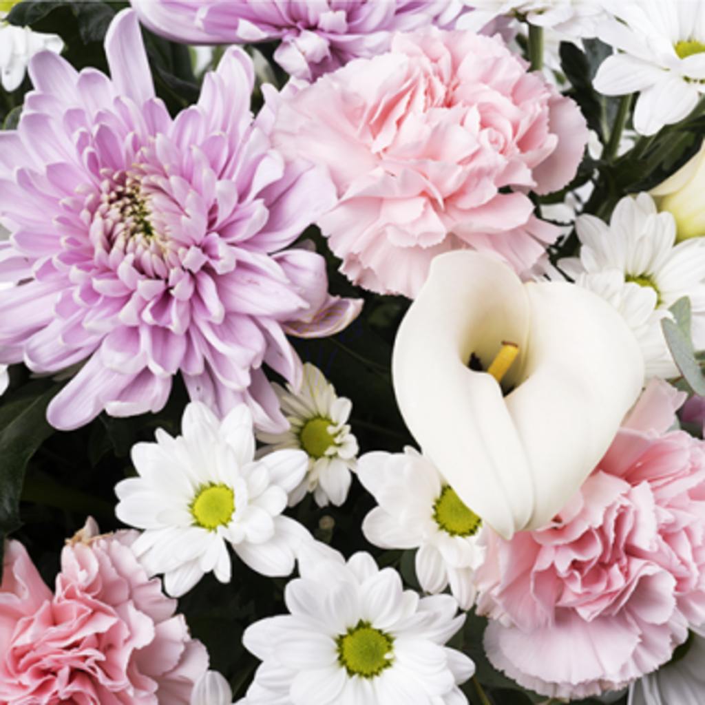 Zbliżenie bukietu serendypia FloraQueen
