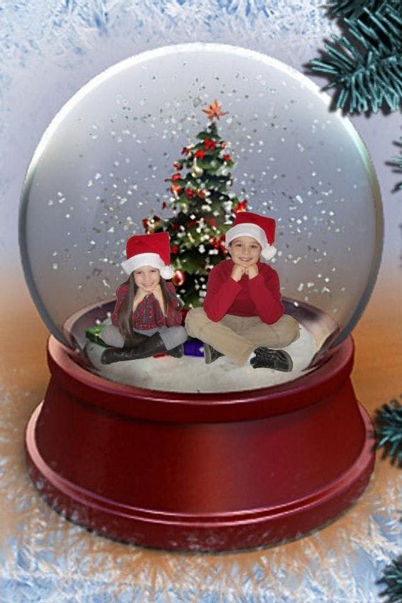 kids trapped in snowglobe