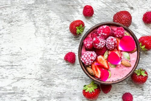 Berry and rose smoothie