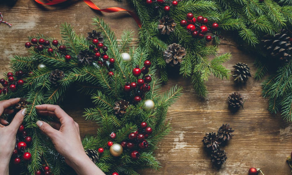 DIY Noel Çelengi Afişi Nasıl Yapılır
