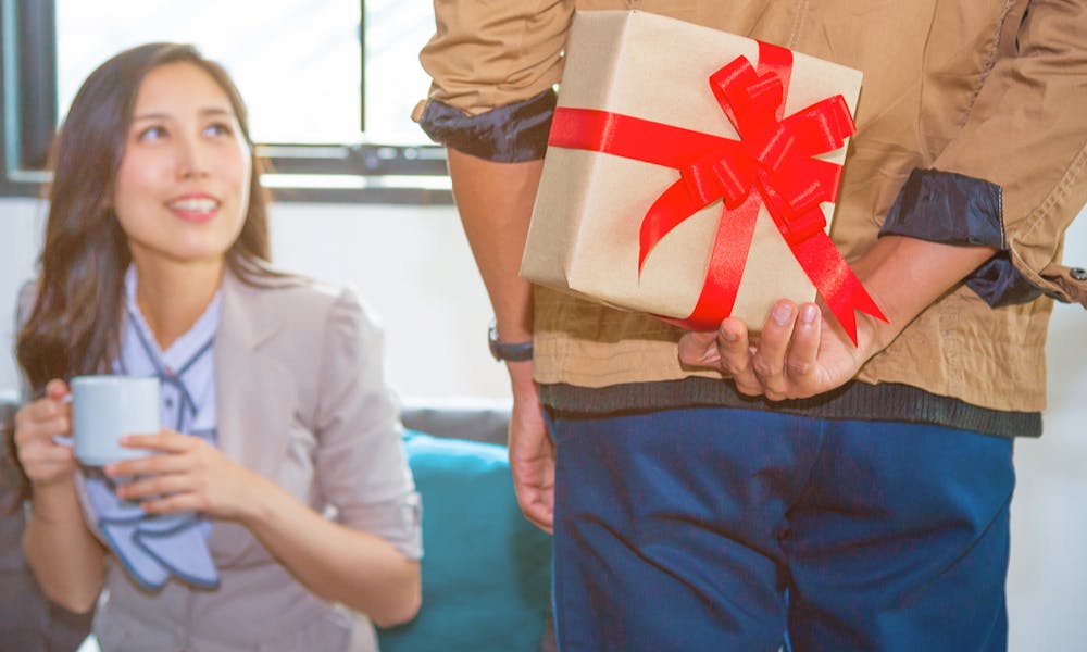 Spectacular Ways to Surprise your Partner on Valentine’s Day Banner