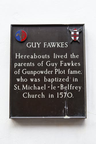 Guy Fawkes plaque