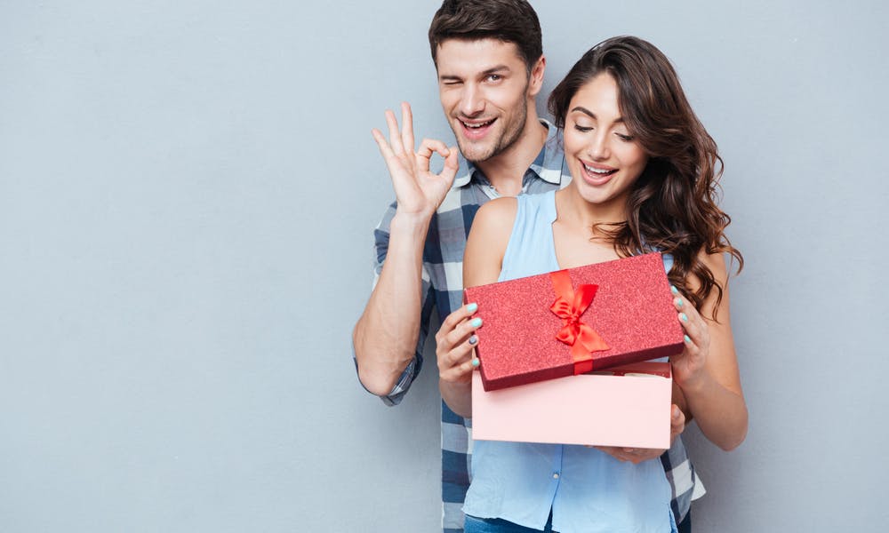 5 top tips to send gifts internationally Banner